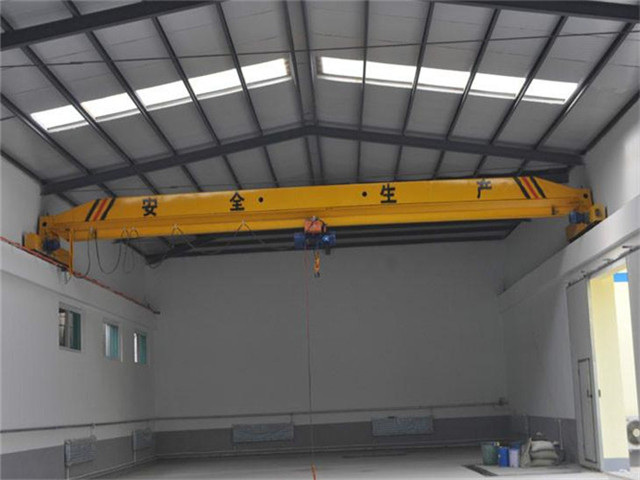 Buy 10 ton bridge crane for sale in China
