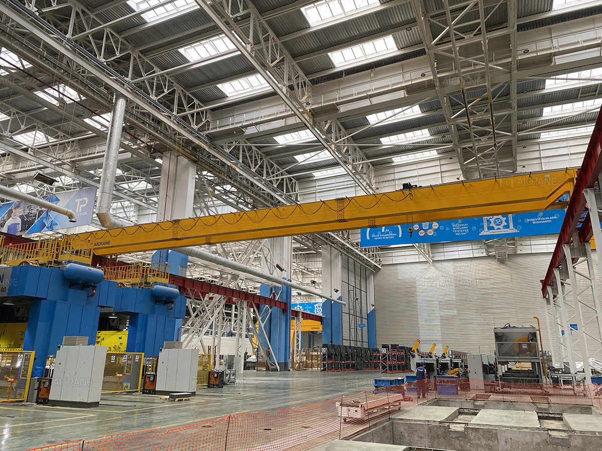 NLH10T Double Girder Overhead Crane